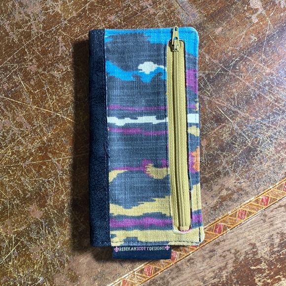 Rebekah Scott Designs wallet - Picture 7 of 7